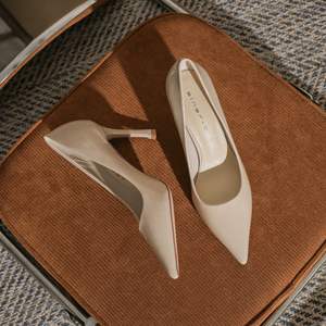 Tacones de Plataforma Color Piel para Mujer, Cómodos, de Suela Suave, Estilo Elegante, Tacón de Aguja Alto, Punta Puntiaguda, Cristal, Verano/Invierno - Product Image 3