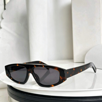 Lunettes de soleil unisexes vintage à monture métallique légère, verres dégradés marron, protection UV400, luxe pour la mode et les voyages