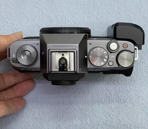 Appareil photo hybride Micro 4/3 Panasonic Lumix DC-G95 d'occasion original, 20,3 MP, 4K UHD, vente en gros - Product Image 2