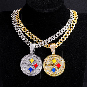 Collana con Ciondolo Lettera Multi-Stella Iced Out in Lega Oro Argento con Zirconi Cubici, Catena Cubana Iced, Smalto Colorato, <span class=keywords><strong>Gioielli</strong></span> Hip-Hop Unisex - Product Image 1