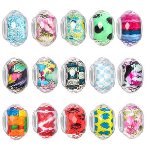 Cuentas sueltas gran oferta fideos cortados flores a rayas cuentas de agujero grande DIY accesorios de joyería coloridos cuentas - Product Image 1