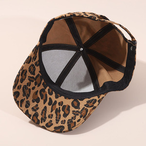 หมวกเบสบอลปักโลโก้แบรนด์ตามสั่ง คุณภาพสูง 6 แผง ปีกโค้ง ลายเสือดาว พิมพ์ลายเรียบๆ ขายส่ง - Product Image 2