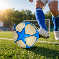 Ballon de football taille 5 en PU sans couture, 32 panneaux, motif étoile macaron gaufré, absorption des chocs, vol stable, personnalisable avec logo, vente en gros