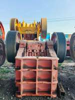 Concasseur à mâchoires d'occasion PE400600 à moteur direct pour la production de granulats finis dans les lignes de concassage de carrières de pierre