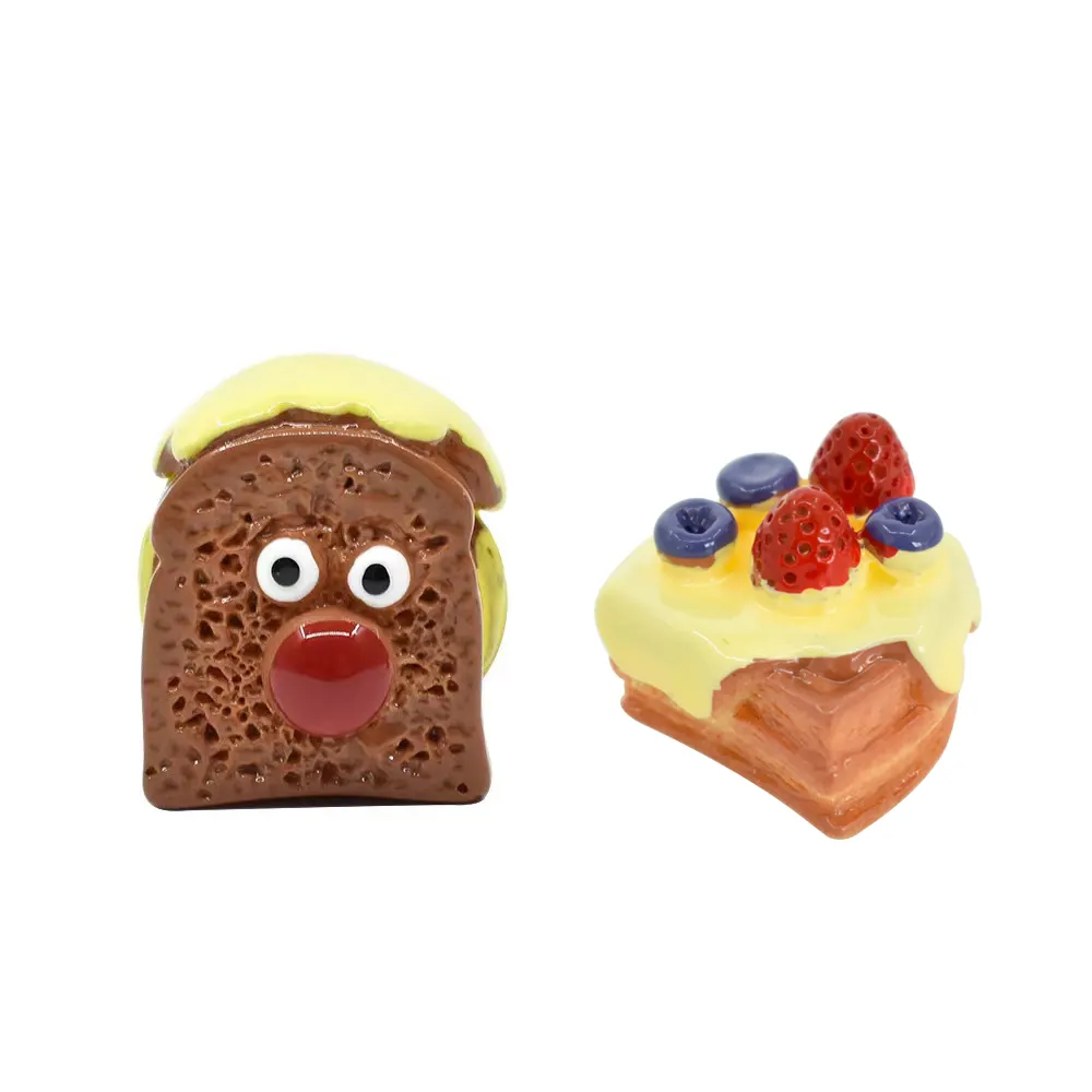 Divertente cartone animato Toast cialde Cabochon in resina per gioielli che fanno Slime riempitivo casa delle bambole cibo in miniatura