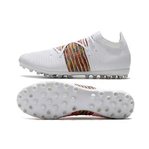 Chaussures de Football pour hommes, cheville haute Future Z, bottes de Football à longues pointes, crampons d'entraînement en plein air, vente en gros - Product Image 2