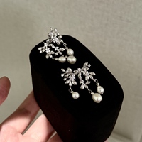 Anting-anting Mutiara Daun Cina Vintage 4-6mm Mutiara Air Tawar Alami Budidaya Zhuji Perhiasan Bunga Berlapis Emas Kuningan.