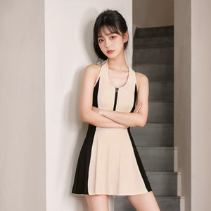 Traje de Baño de Una Pieza para Mujer, Estilo Halter con Bloques de Color, Color Blanco Hueso, Estilo Deportivo - Product Image 2