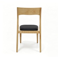 Chaise de salle à manger empilable en bois massif, rembourrée en cuir, style nordique moderne, pour appartement, hôtel, café, luxe léger