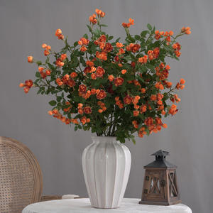ورود اصطناعية صغيرة بساق واحدة ، زهور حرير طويلة الساق لديكور المنزل الاسكندنافي - Product Image 4