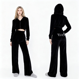 Bộ đồ thể thao nhung 2 mảnh đính đá cho nữ, quần jogger và áo hoodie - Product Image 2