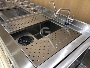 Nouvelle station de barman personnalisable avec stockage de glace et construction en acier inoxydable, station de bar à cocktails haute productivité - Product Image 6