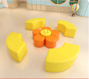 Sofà e sgabello da interni a forma di cartone animato creativo modulare per le sale attività dei bambini della scuola e del centro commerciale - Product Image 2