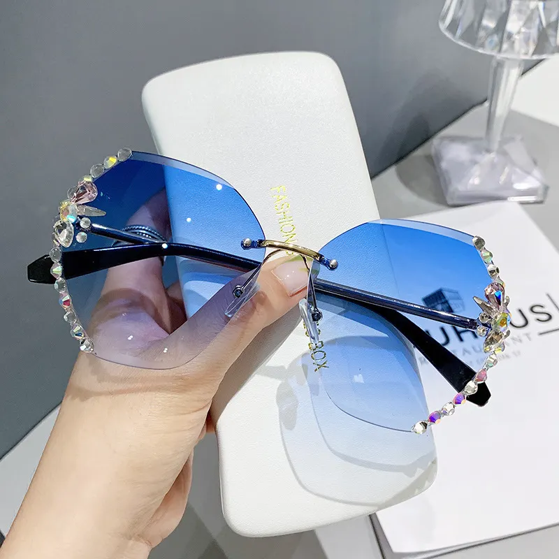 New Fashion UV400 Rhinestone Sunglasses Slim Net Red Tide Sunscreen Women Sunglasses 10 Retro Resin Unisex Sun Glasses CN ZHE