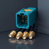 Câble coaxial RF haute fréquence FAKRA Z Quad mâle vers 4x SMA femelle traversant le panneau RG174 pour l'infodivertissement automobile