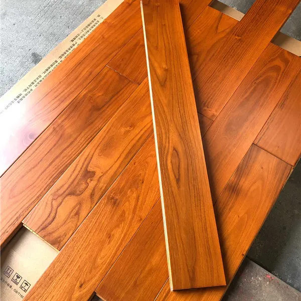 Golden smooth indoor used teak solid wood floor