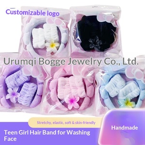 Ensemble de 3 bandeaux unisexes <span class=keywords><strong>Hello</strong></span> <span class=keywords><strong>Kitty</strong></span> en forme de cœur, style coréen, avec pochette auto-scellante, pince à cheveux et bracelet mignons à motif de dessin animé - Product Image 2