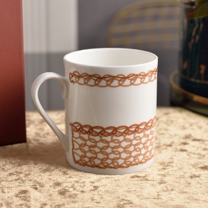 Tasses en porcelaine fine avec couvercle en forme de tête pour le thé de l'après-midi au bureau – Ensemble de tasses à thé élégant - Product Image 2