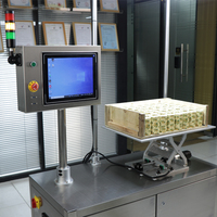 Machine de collecte et de détection de codes-barres, codes QR et codes Data Matrix pour cartons entiers, avec comparaison de base de données et inspection