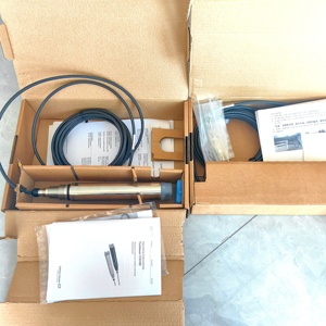 เซ็นเซอร์วัดความขุ่นและของแข็งลอยในน้ำ Endress+Hauser รุ่น Turbimax CUS50D CUS50D-AA2AA3A1 เครื่องวัด Memosens Digital - Product Image 1