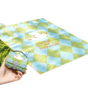 Mind Creation Free Bird Picnic Mat Tapis de camping rectangulaire imperméable pliable portable pour l'extérieur toutes saisons - Product Image 2