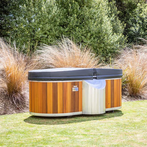 Runder Elektrischer Outdoor-Whirlpool aus Zedernholz mit Digitaler Steuerung für Naturliebhaber im Großhandel - Product Image 4