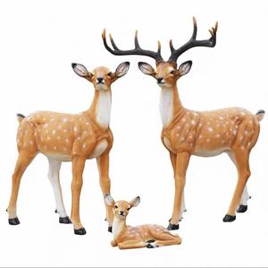 Sculpture de cerf Sika en résine peinte à la main pour aménagement paysager extérieur, décoration <span class=keywords><strong>romantique</strong></span> pour la maison - Product Image 2