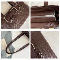 Sac à main de luxe vintage pour femme, motif tissé uni, sac à bandoulière portable de créateur, vente en gros