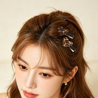Lot de pinces à cheveux professionnelles motif léopard, ornées de strass, en forme de fleur et de cœur, style français, épingles latérales pour un coiffage tendance et stylé, vente en gros