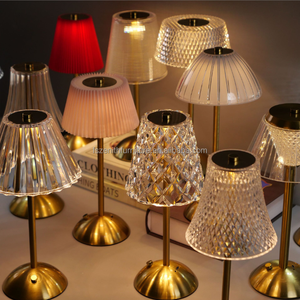 Decoraciones DE MESA DE BODA Brillo ajustable LED Luces de restaurante Lámpara de mesa con puerto de carga USB - Product Image 5