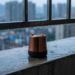 ลำโพงบลูทูธไร้สายพกพาสำหรับกิจกรรมกลางแจ้ง OEM รุ่นยอดนิยม 6.0 <span class=keywords><strong>IPX5</strong></span> กันน้ำ เสียงเบสหนักแน่น ไดรเวอร์ 40 มม. พร้อมไฟ RGB และที่ยึดแม่เหล็กสำหรับโทรศัพท์ - Product Image 3