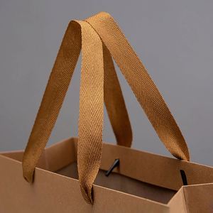 Bolsas de Compra de Papel Kraft Reciclables Personalizadas al por Mayor con Estampado en Caliente de Estilo Clásico, Impresión Flexográfica y Bolsas de Regalo - Product Image 3
