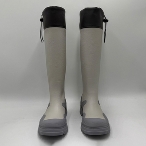 Bottes <span class=keywords><strong>de</strong></span> pluie imperméables en caoutchouc léger pour femmes Bottes <span class=keywords><strong>de</strong></span> <span class=keywords><strong>chasse</strong></span> à la mode et élégantes - Product Image 2