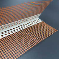 Perle d'angle pour mur de plâtrage avec maille en fibre de verre