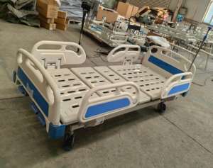 Cama <span class=keywords><strong>de</strong></span> <span class=keywords><strong>Hospital</strong></span> Manual <span class=keywords><strong>de</strong></span> 3 Manivelas con Cabecera <span class=keywords><strong>de</strong></span> ABS <span class=keywords><strong>de</strong></span> Alto Rendimiento y Garantía Médica, Marca HOCHEY MEDICAL - Product Image 1