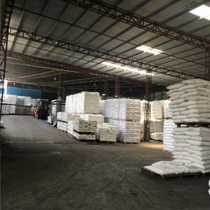 2420d <span class=keywords><strong>LDPE</strong></span> phim lớp nhự<span class=keywords><strong>a</strong></span> nguyên liệu <span class=keywords><strong>LDPE</strong></span> hạt mật độ thấp polyethylene HDPE để bán - Product Image 5