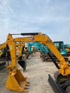 Mini pelle Caterpillar 303.5E, 303E, pelle d'occasion de type chenille de 3 tonnes, utilisée pour les projets d'aménagement paysager - Product Image 4