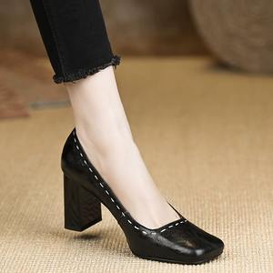 รองเท้าโลฟเฟอร์หนังพื้นนิ่มพรีเมียม สไตล์เจ้าสาว สวมใส่ง่าย แฟชั่นมาแรงปี 2026 ฤดูร้อน-ใบไม้ร่วง สไตล์ฝรั่งเศส แมรี่เจน ส้นสูงลำลอง - Product Image 2