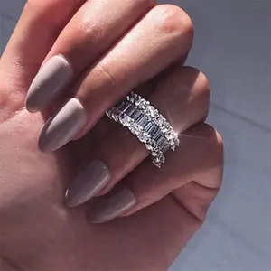 Đồng Trắng Với Rhodium Mạ Trái Tim Vuông Bling Đá Quý Cho Món Quà Sang Trọng Bạc Zircon Wedding Eternity Nhẫn