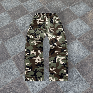 High Street Custom Full Camo Print Traje de sudor de dos piezas Venta caliente 100% Algodón Jogger Pantalones de chándal y Sudadera con capucha Conjunto Hombres - Product Image 3