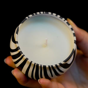 Bougies parfumées en pierre naturelle sur le thème de Noël, cire de soja originale de luxe - Product Image 6