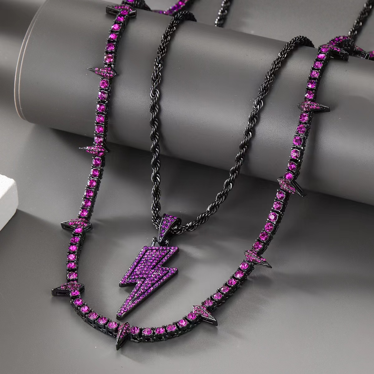 Men's Hip-Hop Black Panther Necklace - Purple Lightning Pendant