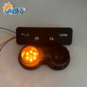 Feu arrière intégré pour moto avec support de plaque d'immatriculation - Product Image 6