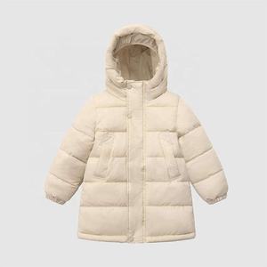 Veste d'hiver pour enfants en <span class=keywords><strong>duvet</strong></span> épais de couleur unie avec logo personnalisable, coupe-vent <span class=keywords><strong>et</strong></span> protection contre le froid, adaptée aux vêtements de rue pour garçons en plein air - Product Image 4