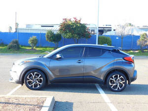 Used Cheap 2019 for C-HR XLE 4dr Crossover Left Hand <b>Drive</b> Leather Seats with Rear Camera Sunroof LED Headlights - Product Image 5
