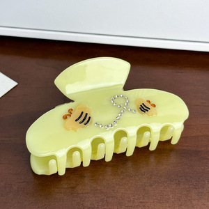 Pinzas para el Cabello Hechas a Mano Sweet Bee para Mujer, Elegantes Accesorios para el Cabello con Forma de Flor de Tiburón Rosa, Decoración Elegante para el Cabello con Pedrería y Acrílico - Product Image 4