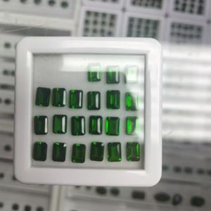 พลอยไดออปไซด์ธรรมชาติทรงมรกตเจียระไนแบบเหลี่ยมเพชรพลอย ราคาขายส่งจากโรงงานสำหรับทำเครื่องประดับ พลอยอเล็กซานไดรต์ - Product Image 1