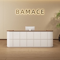 Comptoir de réception commercial multifonctionnel de style médiéval simple pour magasin de vêtements, café, salon de beauté