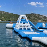 Parc aquatique de plage géant commercial parc aquatique gonflable jouets flottants de taille personnalisée installations d'amusement pour adultes pour la natation