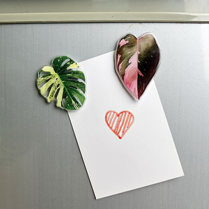 Imanes Acrílicos para Refrigerador con Diseño de Hojas de Plantas, Simulación de Hojas de Princesa Rosadas, Proceso de Goteo de Pegamento de Alta Calidad - Product Image 3